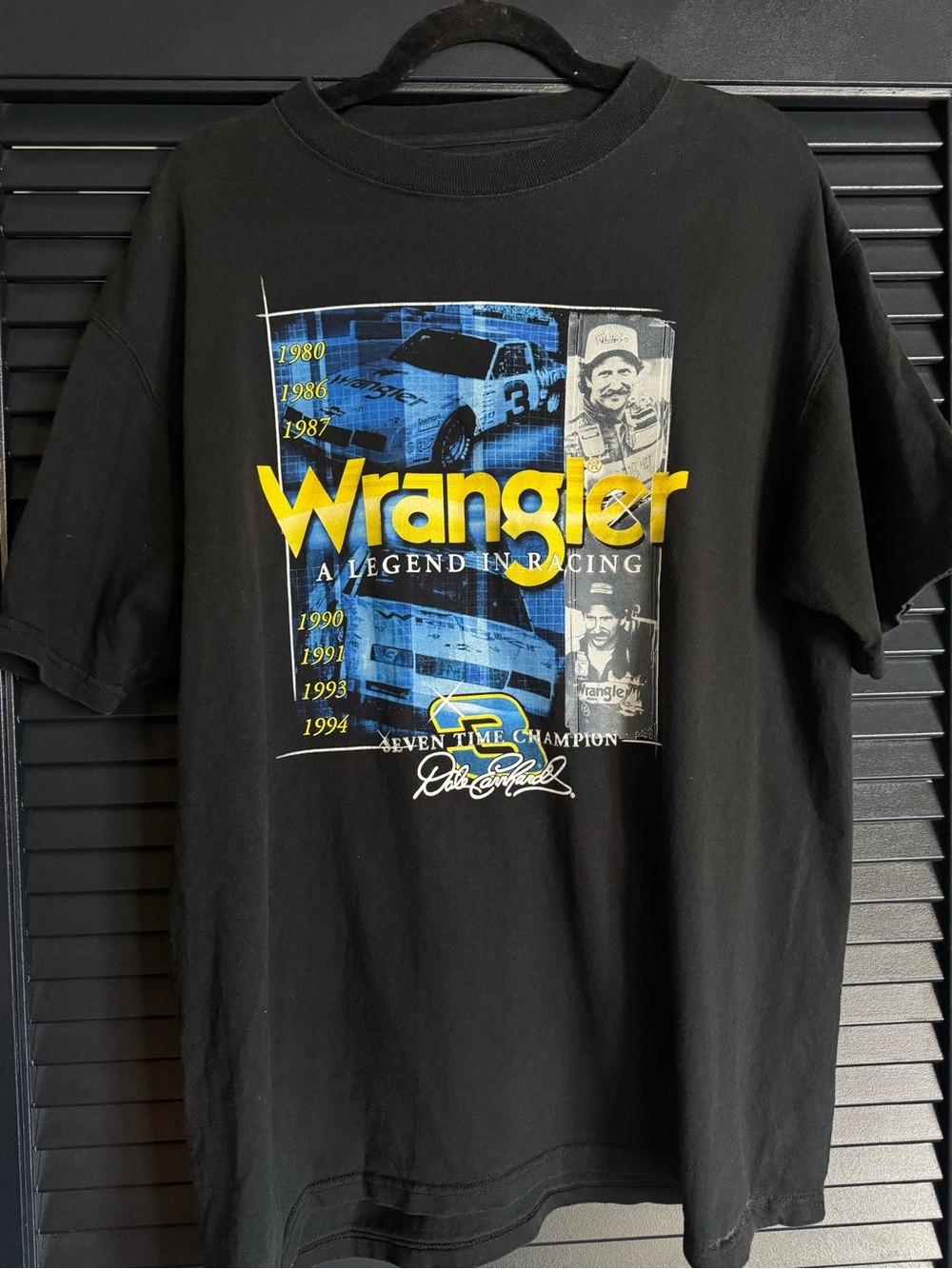Wrangler Dale Earnhardt NASCAR Racing Graphic Tee L